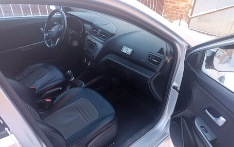 KIA Rio III рестайлинг, 2014 год, 950 000 рублей, 3 фотография