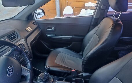 KIA Rio III рестайлинг, 2014 год, 950 000 рублей, 4 фотография