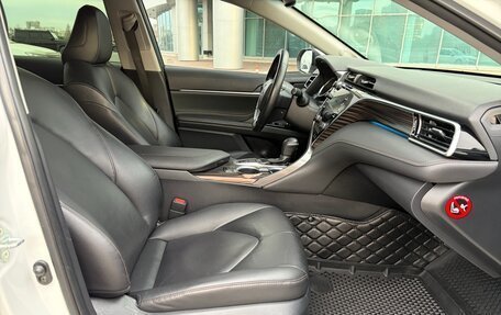 Toyota Camry, 2020 год, 2 850 000 рублей, 24 фотография