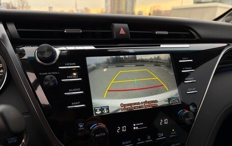 Toyota Camry, 2020 год, 2 850 000 рублей, 34 фотография