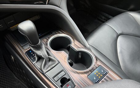 Toyota Camry, 2020 год, 2 850 000 рублей, 31 фотография