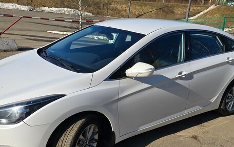 Hyundai i40 I рестайлинг, 2015 год, 1 000 000 рублей, 2 фотография