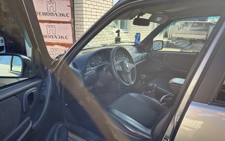 Chevrolet Niva I рестайлинг, 2011 год, 619 000 рублей, 6 фотография