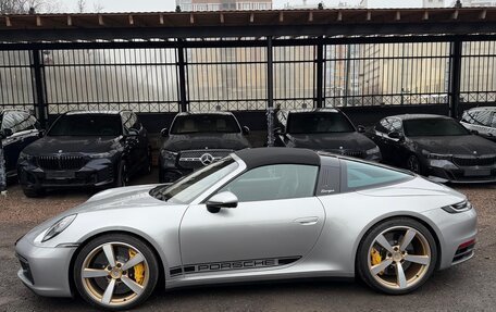 Porsche 911, 2024 год, 25 000 000 рублей, 4 фотография