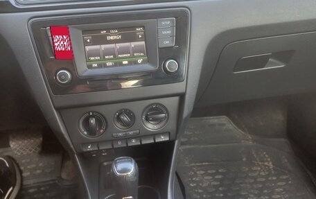 Skoda Rapid I, 2015 год, 975 000 рублей, 10 фотография