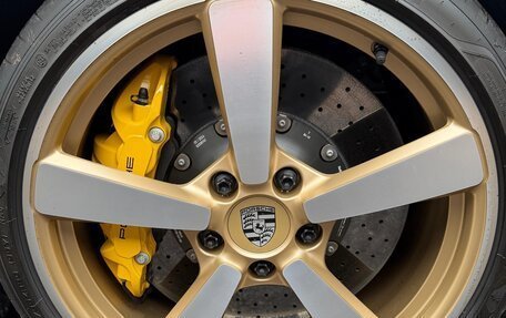 Porsche 911, 2024 год, 25 000 000 рублей, 16 фотография