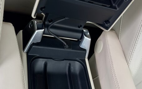 Land Rover Range Rover Sport I рестайлинг, 2011 год, 2 000 000 рублей, 28 фотография