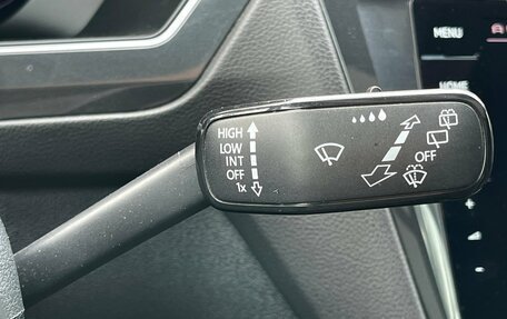 Volkswagen Tiguan II, 2018 год, 2 669 000 рублей, 15 фотография