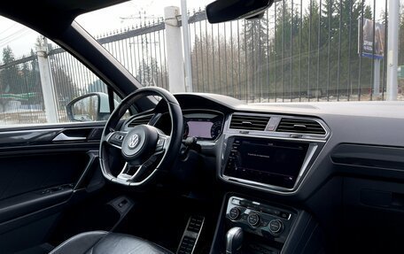 Volkswagen Tiguan II, 2018 год, 2 669 000 рублей, 9 фотография