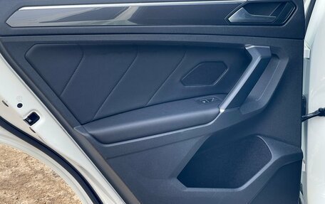 Volkswagen Tiguan II, 2018 год, 2 669 000 рублей, 20 фотография