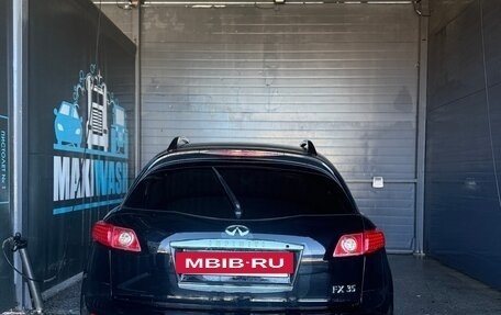 Infiniti FX I, 2006 год, 750 000 рублей, 3 фотография