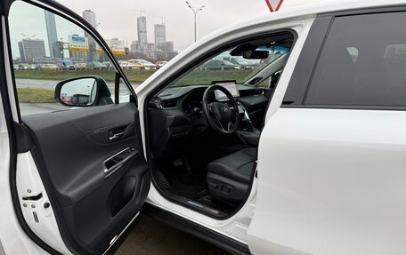 Toyota Venza, 2022 год, 4 850 000 рублей, 10 фотография