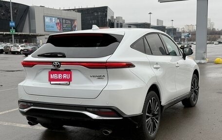 Toyota Venza, 2022 год, 4 850 000 рублей, 6 фотография