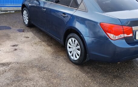 Chevrolet Cruze II, 2011 год, 638 000 рублей, 10 фотография