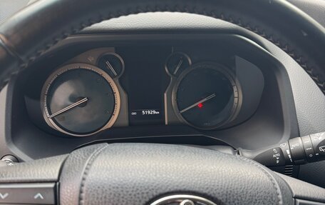 Toyota Land Cruiser Prado 150 рестайлинг 2, 2020 год, 6 850 000 рублей, 3 фотография