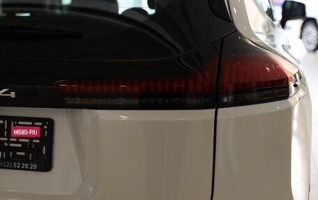 Toyota RAV4, 2025 год, 4 950 000 рублей, 10 фотография