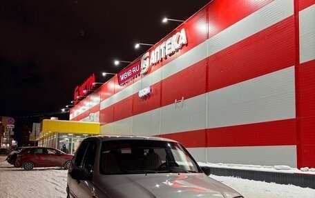 Chevrolet Niva I рестайлинг, 2004 год, 300 000 рублей, 1 фотография