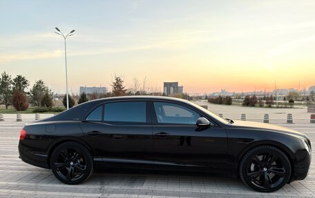 Bentley Flying Spur II, 2013 год, 4 850 000 рублей, 3 фотография