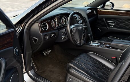 Bentley Flying Spur II, 2013 год, 4 850 000 рублей, 5 фотография