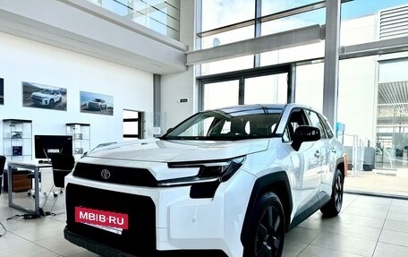 Toyota RAV4, 2025 год, 5 300 000 рублей, 3 фотография