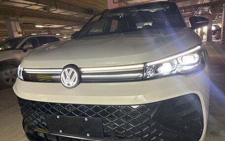 Volkswagen Tiguan, 2026 год, 4 690 000 рублей, 4 фотография