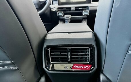 Toyota RAV4, 2025 год, 5 300 000 рублей, 12 фотография