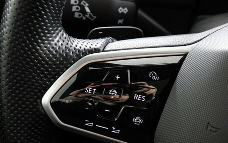 Volkswagen Tiguan II, 2021 год, 4 177 000 рублей, 18 фотография