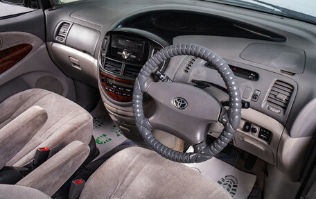 Toyota Estima III рестайлинг -2, 2001 год, 989 000 рублей, 9 фотография