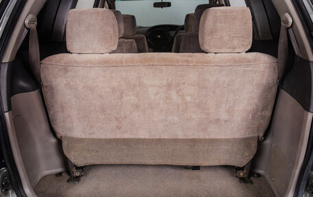 Toyota Estima III рестайлинг -2, 2001 год, 989 000 рублей, 18 фотография