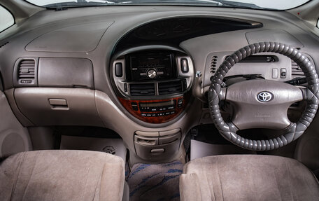 Toyota Estima III рестайлинг -2, 2001 год, 989 000 рублей, 11 фотография