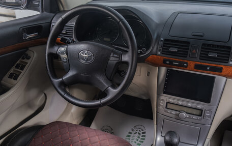 Toyota Avensis III рестайлинг, 2006 год, 839 000 рублей, 10 фотография