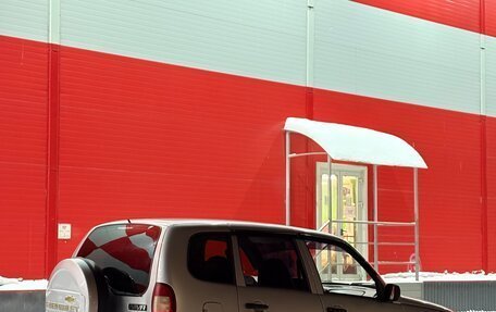 Chevrolet Niva I рестайлинг, 2004 год, 300 000 рублей, 4 фотография