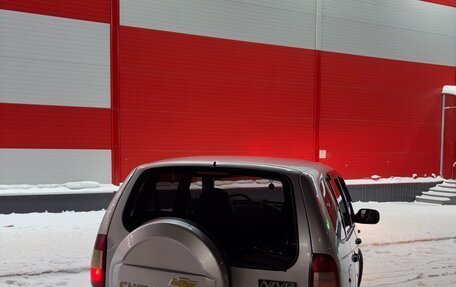 Chevrolet Niva I рестайлинг, 2004 год, 300 000 рублей, 13 фотография