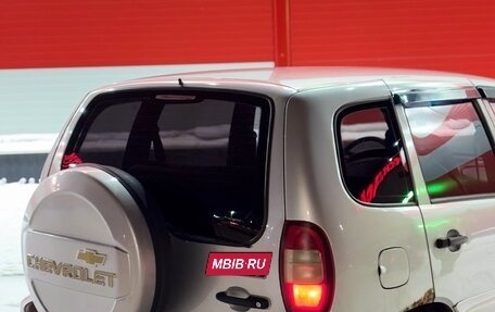 Chevrolet Niva I рестайлинг, 2004 год, 300 000 рублей, 15 фотография