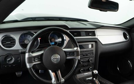 Ford Mustang VI рестайлинг, 2009 год, 2 827 077 рублей, 6 фотография