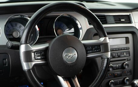 Ford Mustang VI рестайлинг, 2009 год, 2 827 077 рублей, 11 фотография