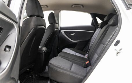 Hyundai i30 II рестайлинг, 2016 год, 868 000 рублей, 32 фотография