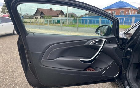 Opel Astra J, 2013 год, 1 300 000 рублей, 10 фотография