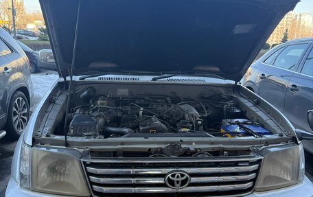 Toyota Land Cruiser Prado 90 рестайлинг, 2002 год, 1 500 000 рублей, 2 фотография