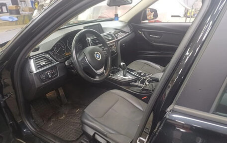 BMW 3 серия, 2018 год, 1 950 000 рублей, 4 фотография