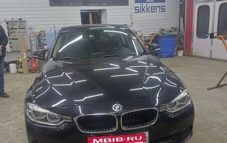 BMW 3 серия, 2018 год, 1 950 000 рублей, 6 фотография