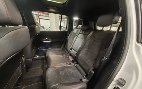 Mercedes-Benz GLB, 2025 год, 7 920 000 рублей, 3 фотография