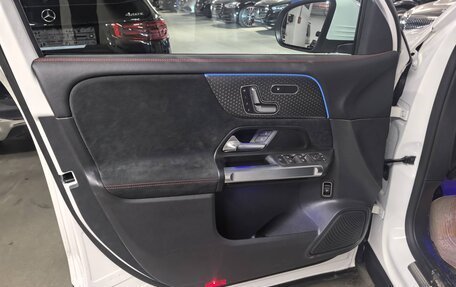 Mercedes-Benz GLB, 2025 год, 7 920 000 рублей, 11 фотография