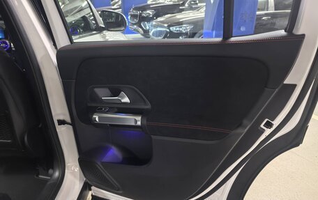 Mercedes-Benz GLB, 2025 год, 7 920 000 рублей, 21 фотография