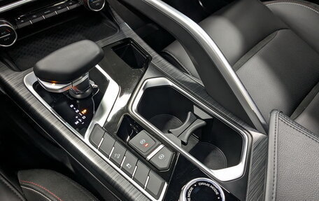 Geely Tugella FY11, 2023 год, 3 450 000 рублей, 28 фотография