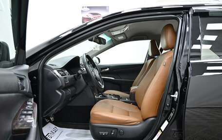 Toyota Camry, 2016 год, 1 805 000 рублей, 6 фотография