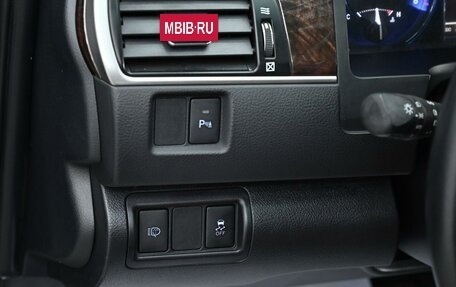 Toyota Camry, 2016 год, 1 805 000 рублей, 10 фотография