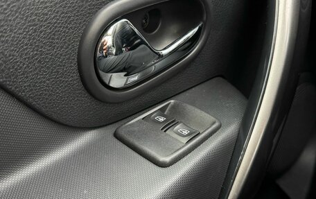 Renault Sandero II рестайлинг, 2016 год, 1 170 000 рублей, 24 фотография