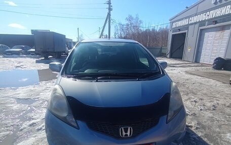 Honda Fit III, 2009 год, 850 000 рублей, 1 фотография