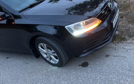 Volkswagen Jetta VI, 2015 год, 1 250 000 рублей, 3 фотография